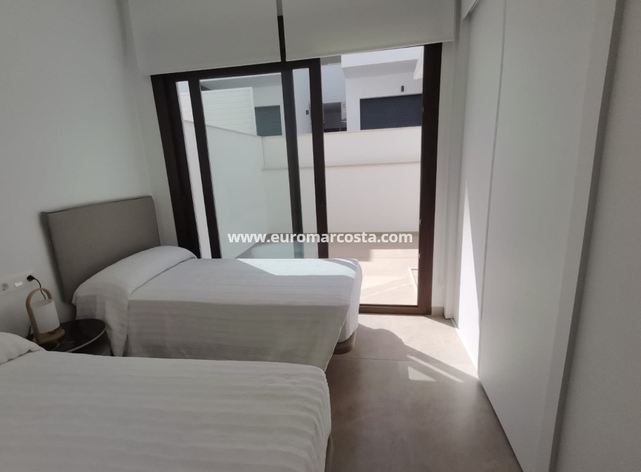 Nueva construcción  - Bungalow - Torrevieja - TORREVIEJA