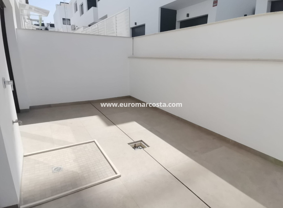 Nueva construcción  - Bungalow - Torrevieja - TORREVIEJA