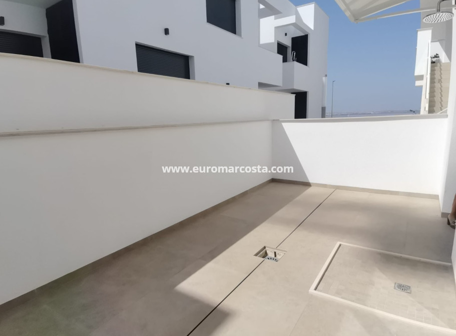 Nueva construcción  - Bungalow - Torrevieja - TORREVIEJA