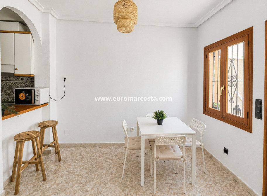 Sale - Apartment / flat - Orihuela Costa