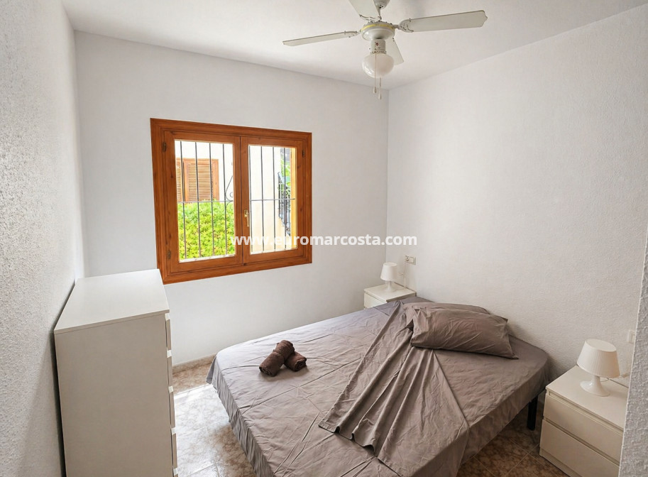 Sale - Apartment / flat - Orihuela Costa