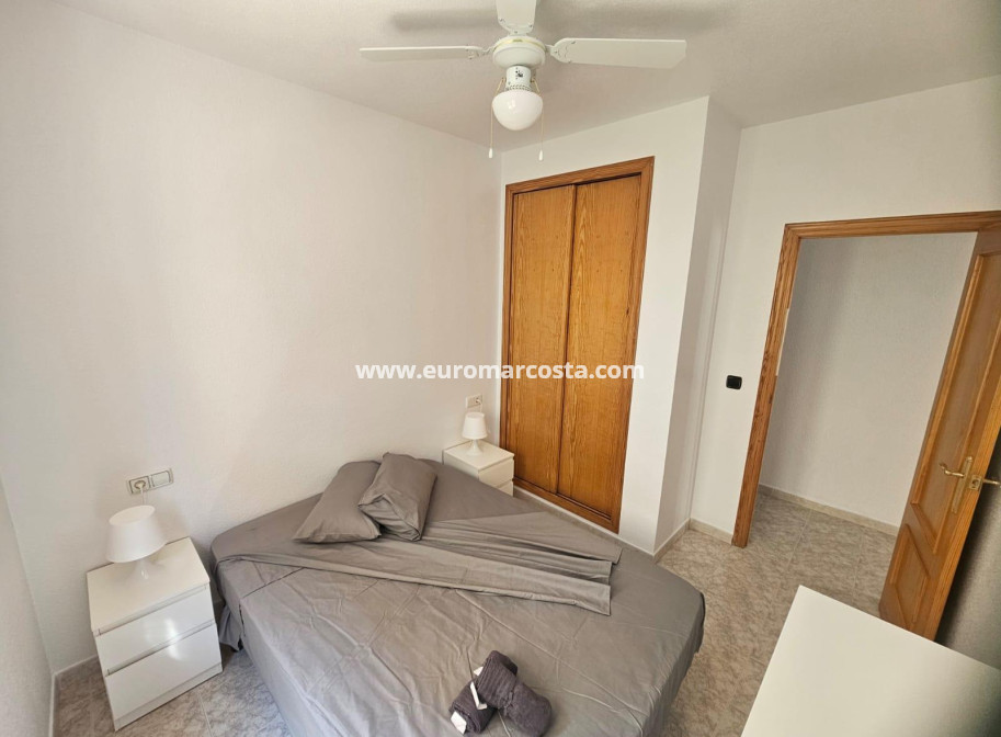 Sale - Apartment / flat - Orihuela Costa