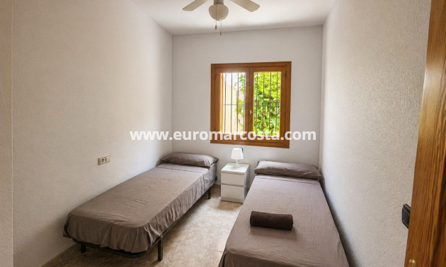 Sale - Apartment / flat - Orihuela Costa