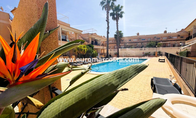 Sale - Bungalow Planta Baja - Algorfa