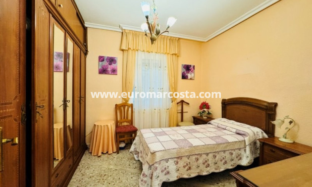 Objekte zum Wiederverkauf - Wohnung - La Mata
