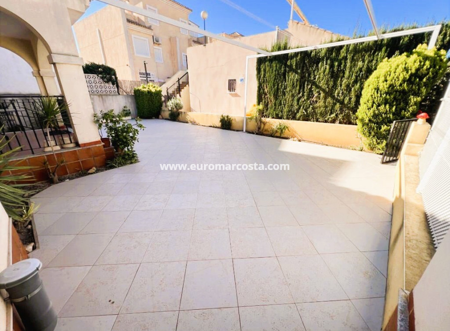 Venta - Villa - Guardamar del Segura