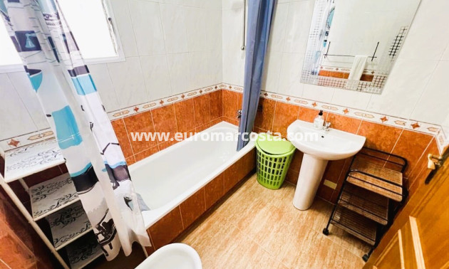 Venta - Villa - Guardamar del Segura