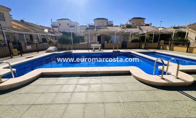 Venta - Villa - Guardamar del Segura