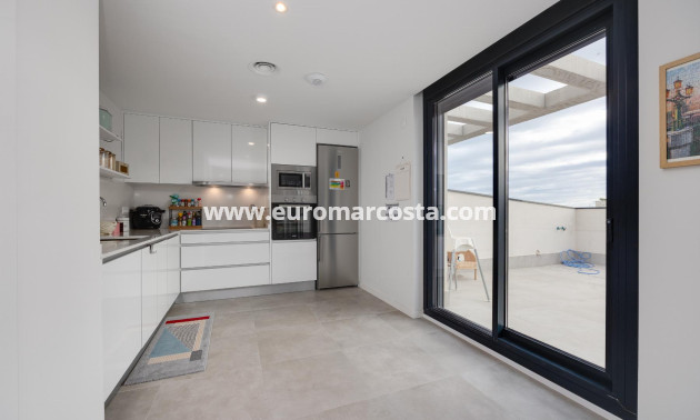 Sale - Penthouse - Orihuela Costa