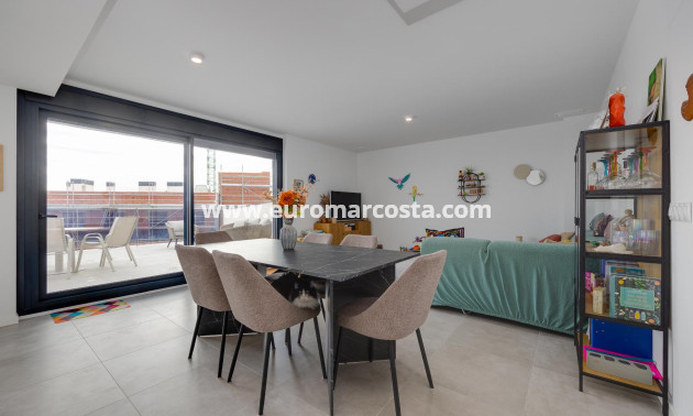 Sale - Penthouse - Orihuela Costa