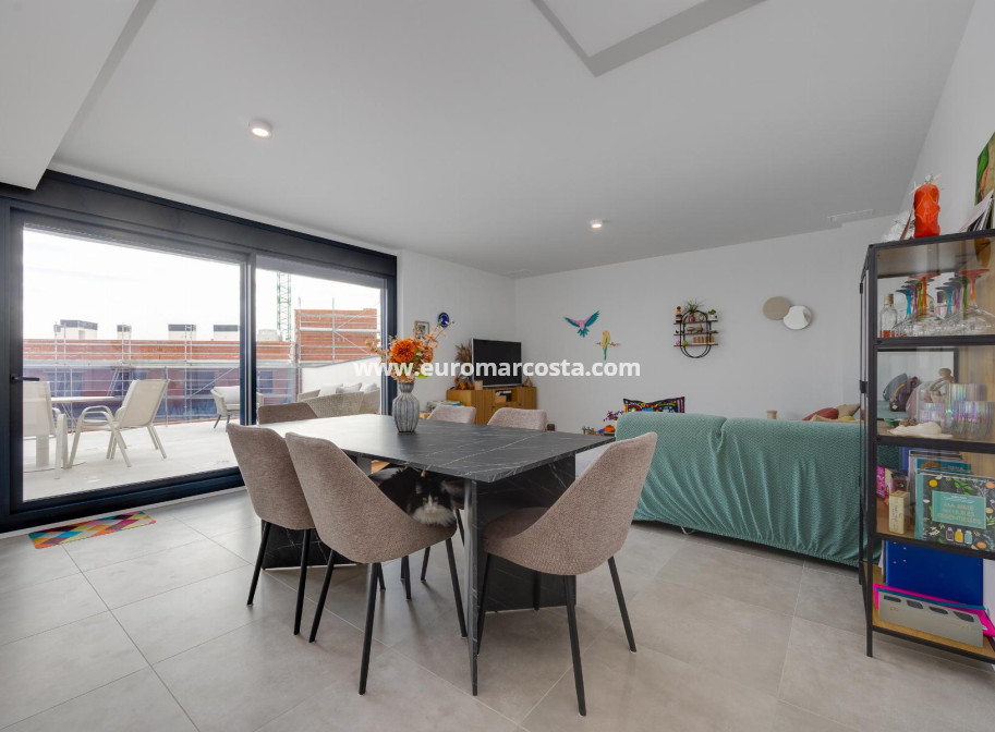 Sale - Penthouse - Orihuela Costa