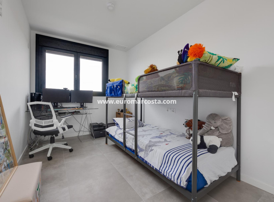Sale - Penthouse - Orihuela Costa
