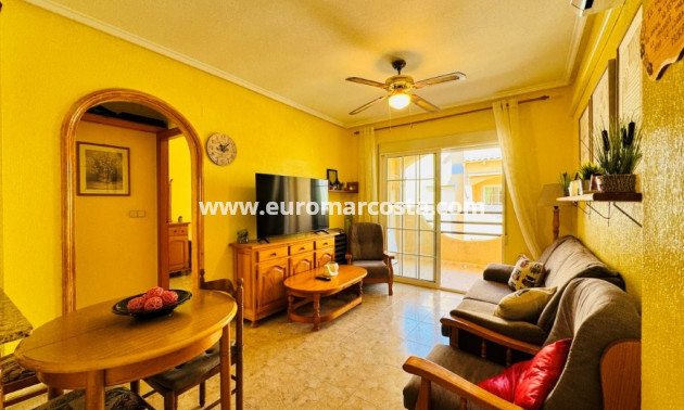 Sale - Apartment / flat - La Mata - TORREVIEJA
