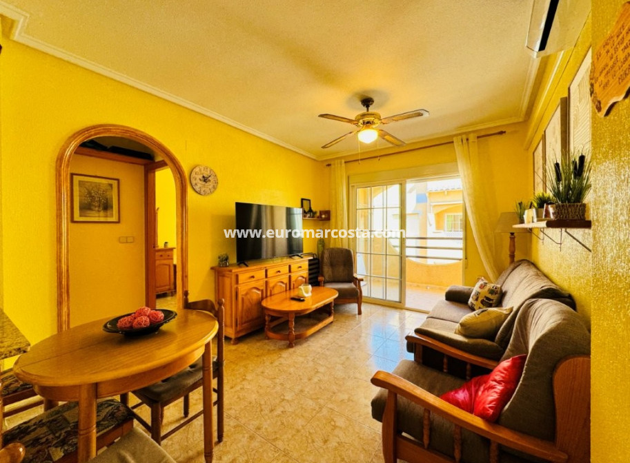 Sale - Apartment / flat - La Mata - TORREVIEJA