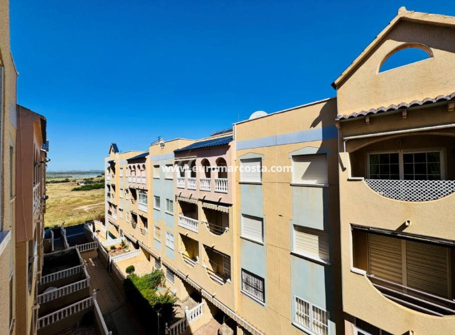 Sale - Apartment / flat - La Mata - TORREVIEJA