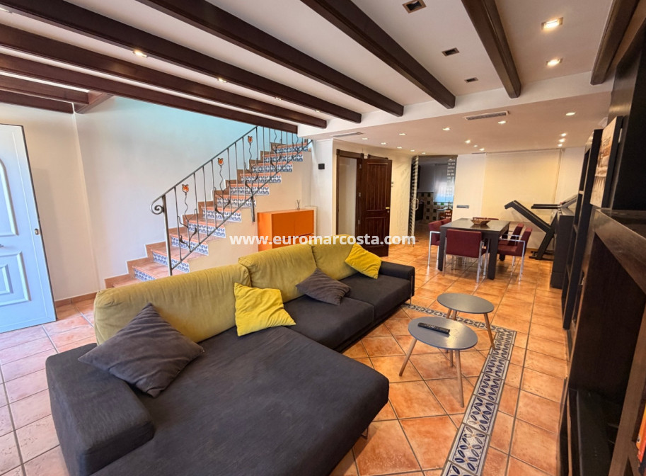 Sale - Townhouse - Catral - pueblo