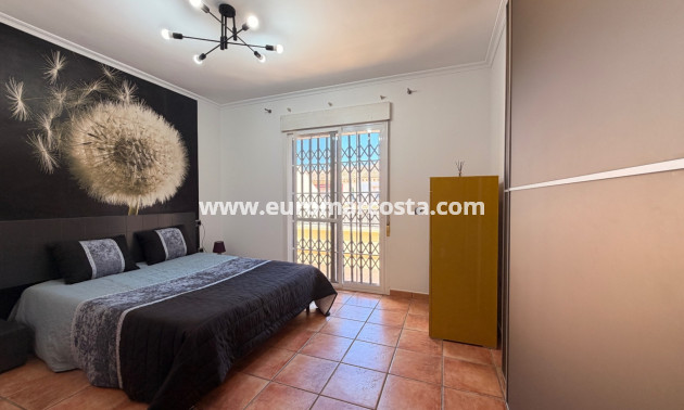 Sale - Townhouse - Catral - pueblo