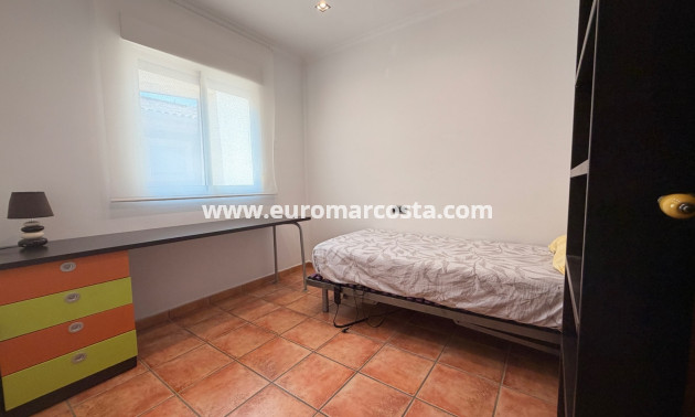 Sale - Townhouse - Catral - pueblo