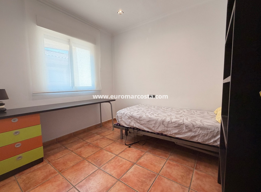 Sale - Townhouse - Catral - pueblo