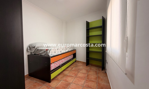 Sale - Townhouse - Catral - pueblo