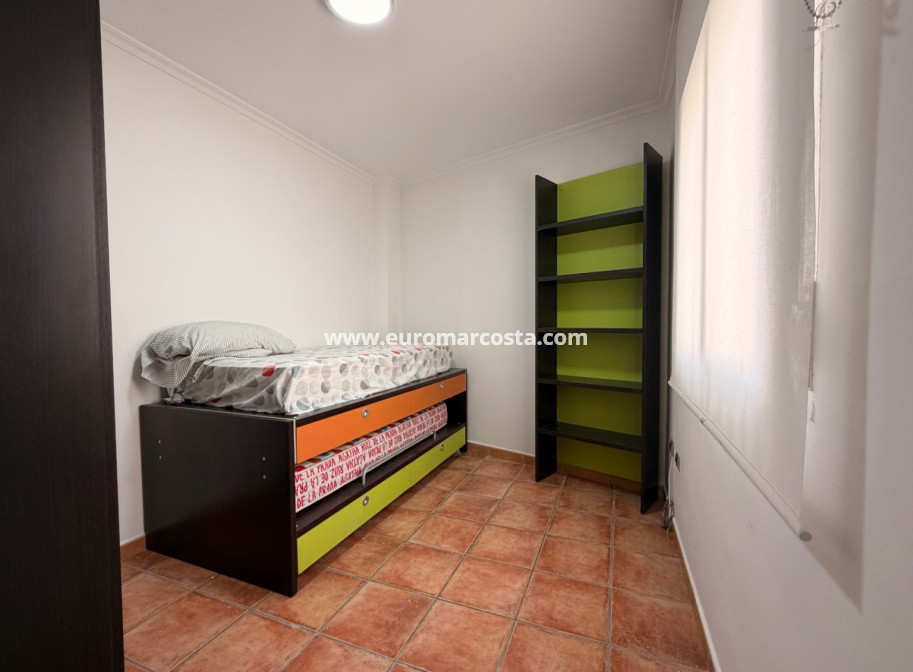 Sale - Townhouse - Catral - pueblo