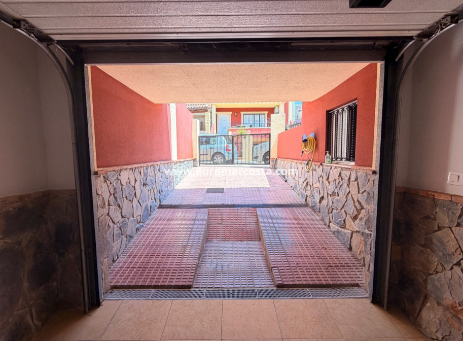 Sale - Townhouse - Catral - pueblo