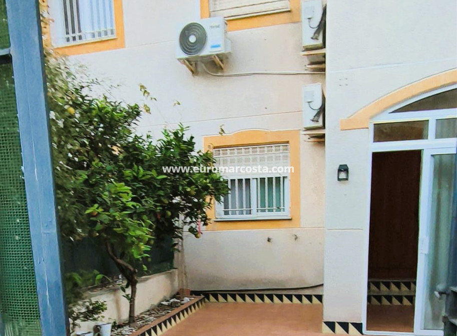 Objekte zum Wiederverkauf - Bungalow Planta Baja - Guardamar del Segura