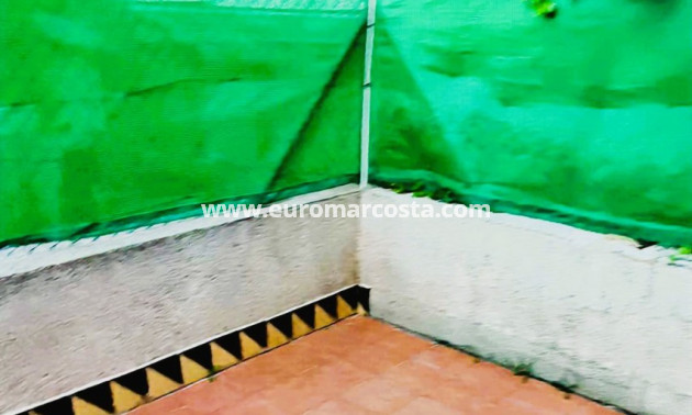 Objekte zum Wiederverkauf - Bungalow Planta Baja - Guardamar del Segura