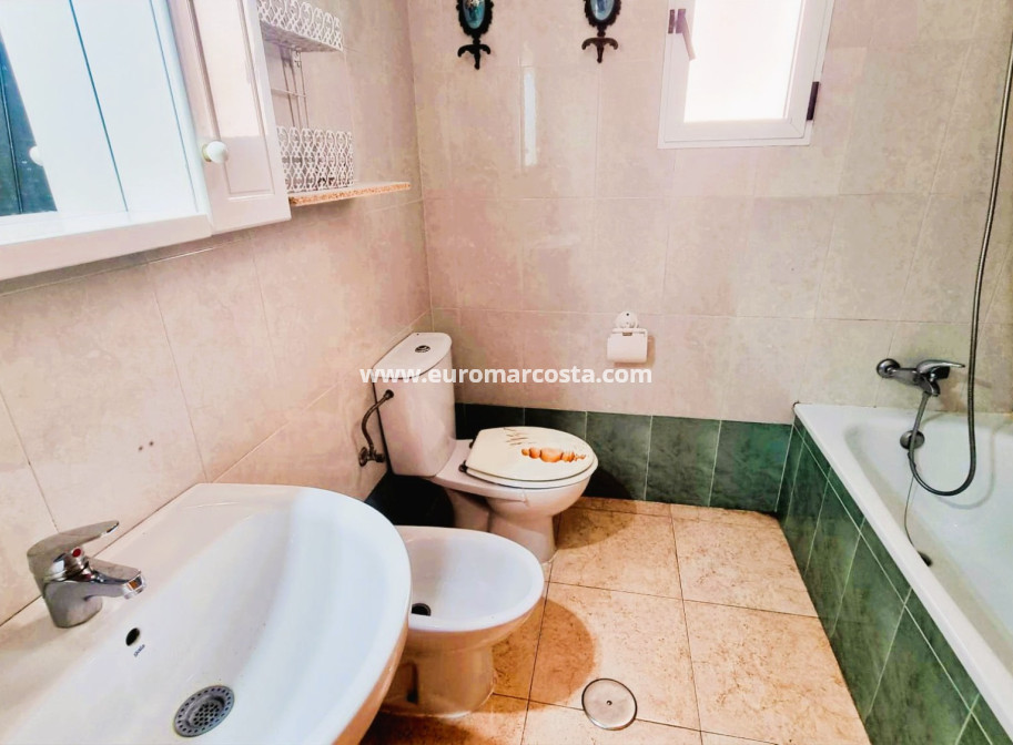 Objekte zum Wiederverkauf - Wohnung - Torrevieja - TORREVIEJA
