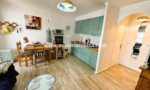 Sale - Townhouse - Torrevieja - TORREVIEJA