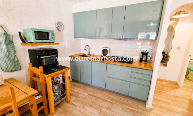 Sale - Townhouse - Torrevieja - TORREVIEJA