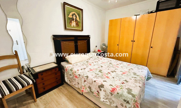 Sale - Townhouse - Torrevieja - TORREVIEJA
