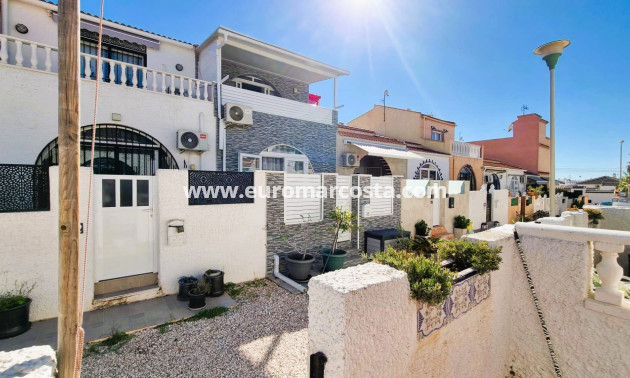 Sale - Townhouse - Torrevieja - TORREVIEJA