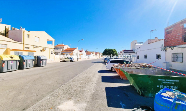 Sale - Townhouse - Torrevieja - TORREVIEJA