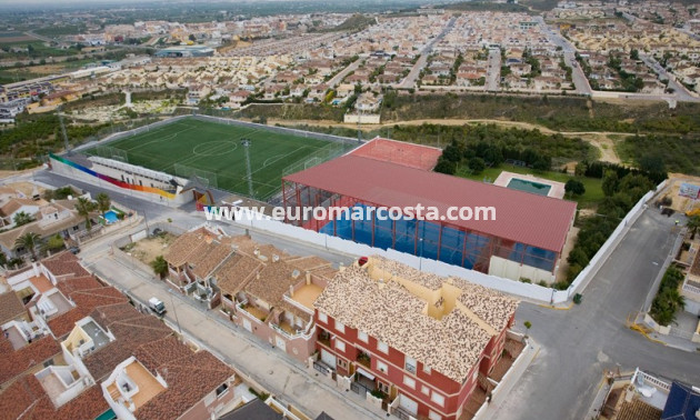 Sale - Townhouse - Torrevieja - TORREVIEJA