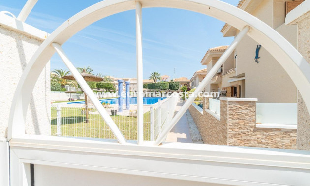 Venta - Chalet - Orihuela Costa