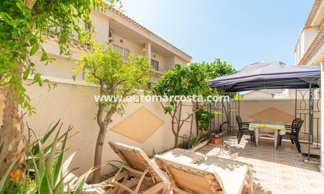 Venta - Chalet - Orihuela Costa