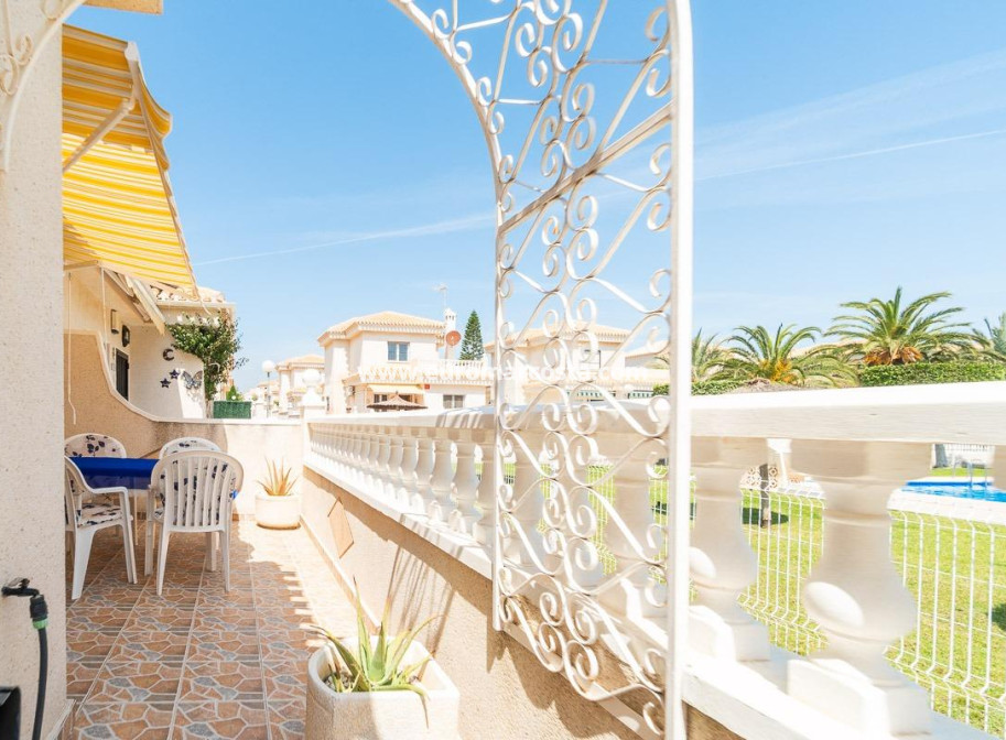 Venta - Chalet - Orihuela Costa