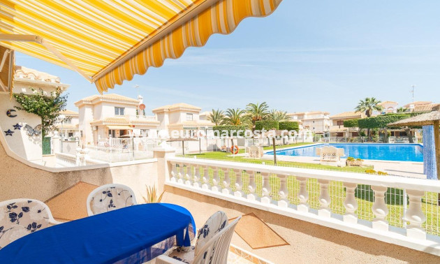 Venta - Chalet - Orihuela Costa