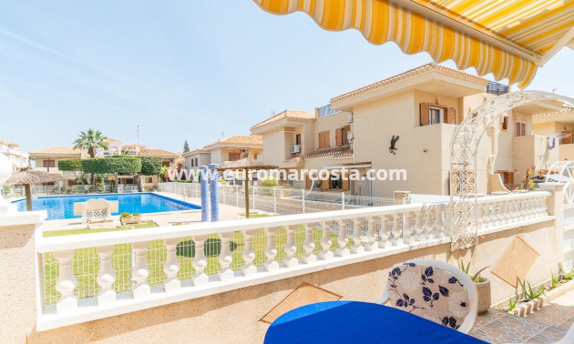 Venta - Chalet - Orihuela Costa