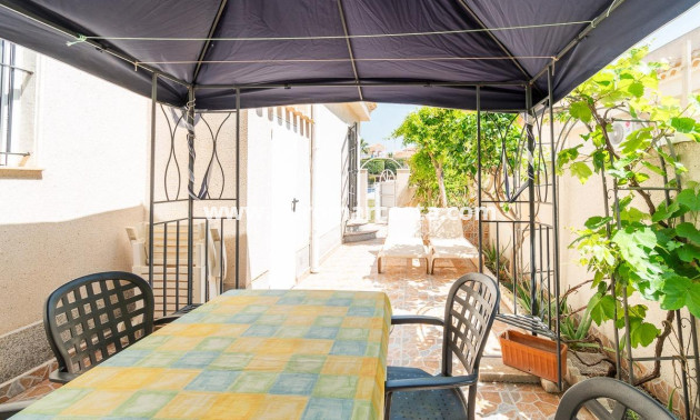 Venta - Chalet - Orihuela Costa