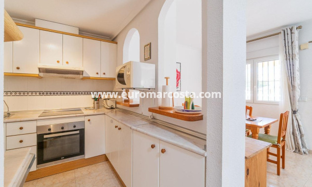 Venta - Chalet - Orihuela Costa