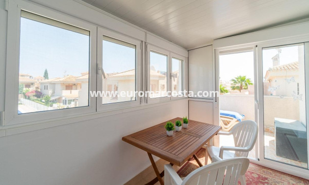Venta - Chalet - Orihuela Costa