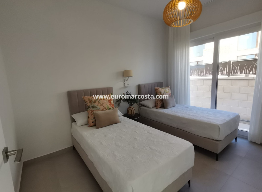 Nueva construcción  - Villa - Rojales - Ciudad Quesada