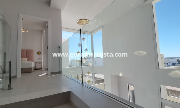 Nueva construcción  - Villa - Rojales - Ciudad Quesada