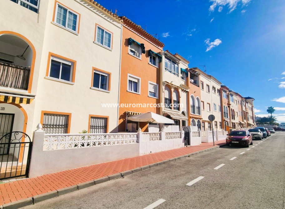 Objekte zum Wiederverkauf - Wohnung - Torrevieja - TORREVIEJA