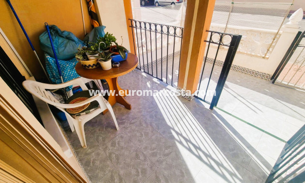 Objekte zum Wiederverkauf - Wohnung - Torrevieja - TORREVIEJA