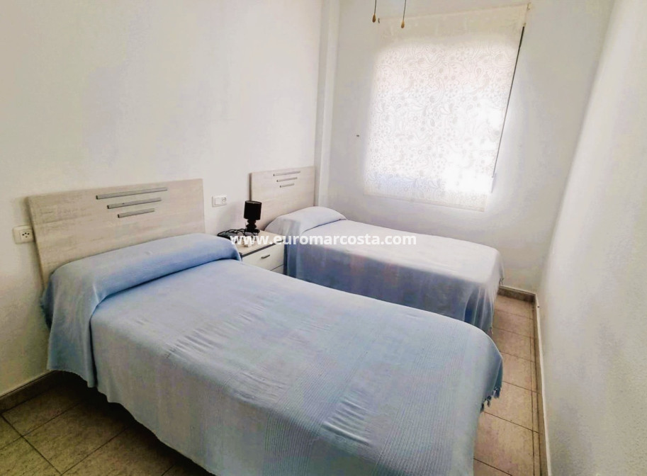 Objekte zum Wiederverkauf - Wohnung - Torrevieja - TORREVIEJA