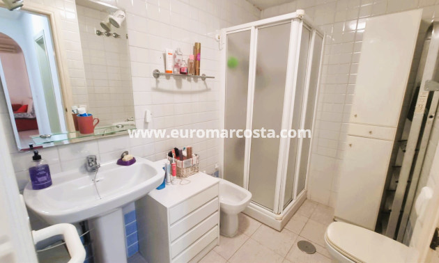 Objekte zum Wiederverkauf - Wohnung - Torrevieja - TORREVIEJA