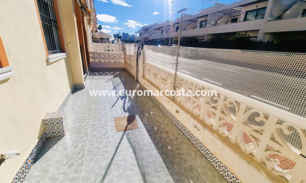 Objekte zum Wiederverkauf - Wohnung - Torrevieja - TORREVIEJA